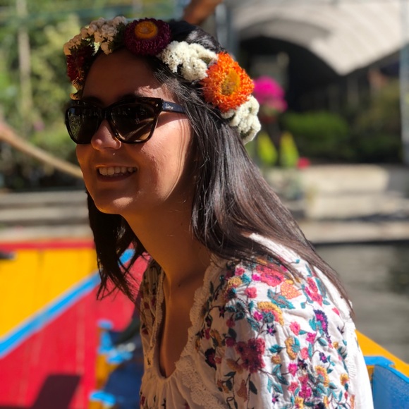 Meet your Posher, Alexa - Picture 3 of 4